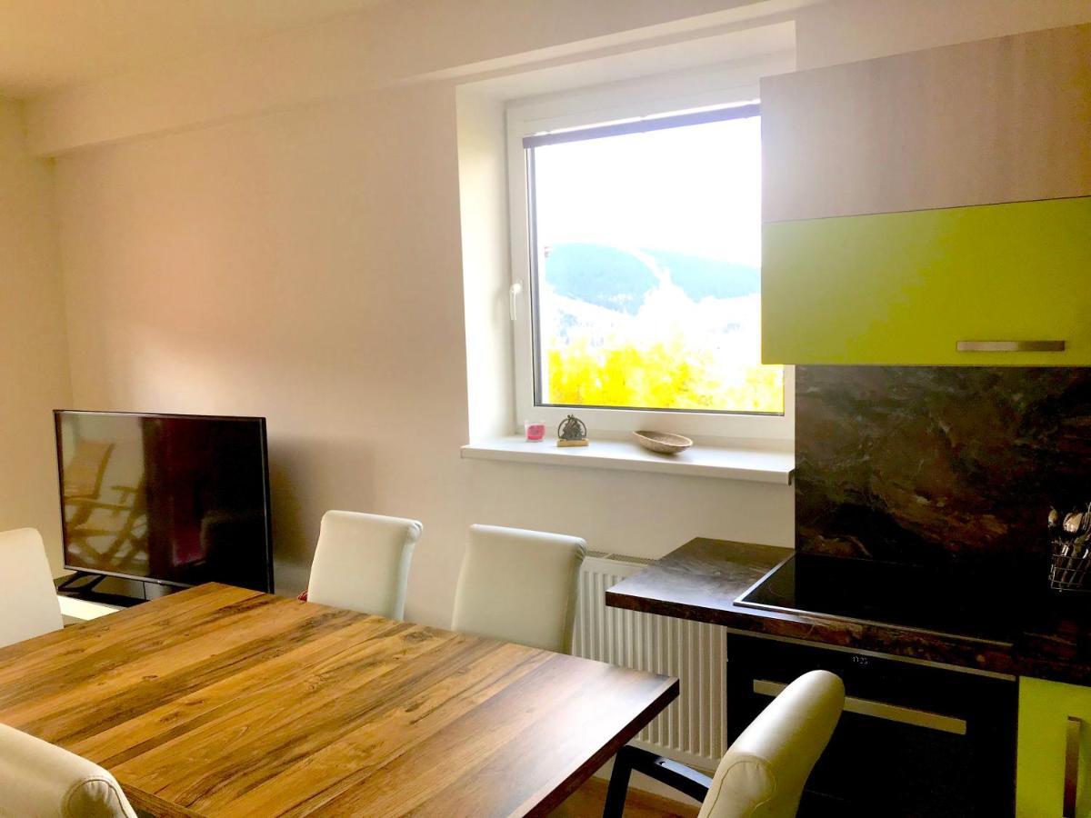 Loučná pod Klínovcem Luxury Keilberg Apartment מראה חיצוני תמונה
